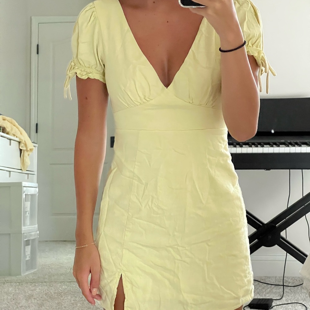 Sundae Muse Pale Yellow Dress